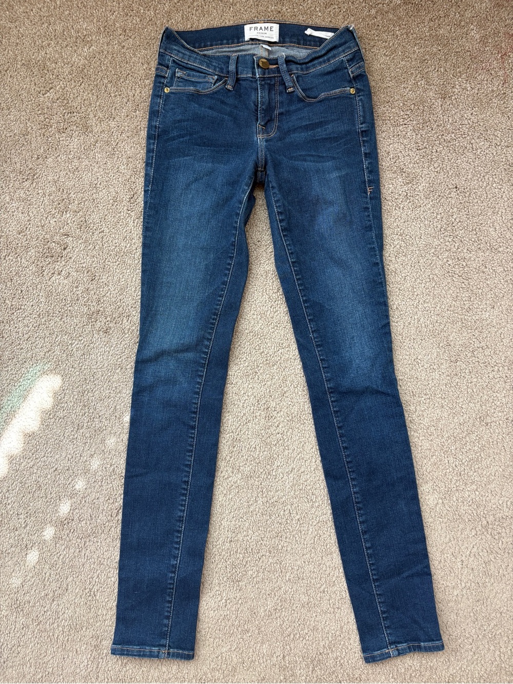 EUC Frame le Skinny de Jeanne Jeans Size 24, Blue